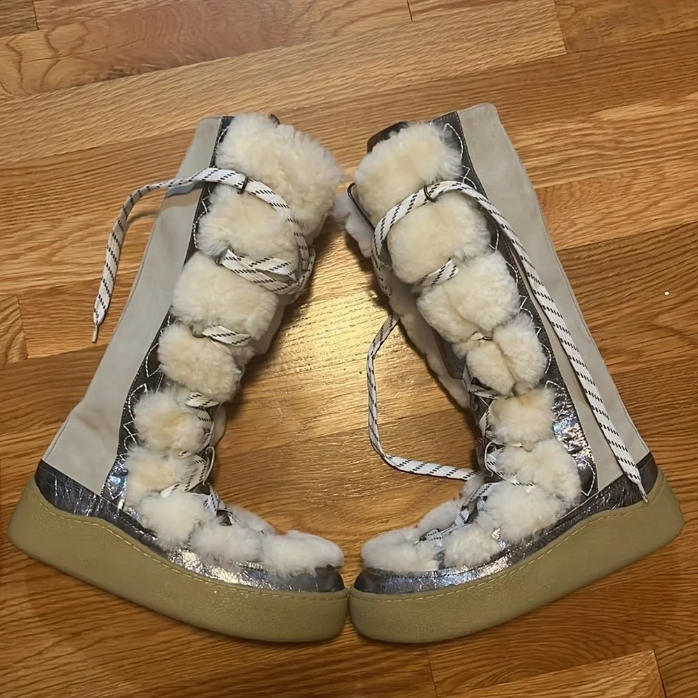 Free People Wilder Mukluk Shearling Boot Size 8 NIB